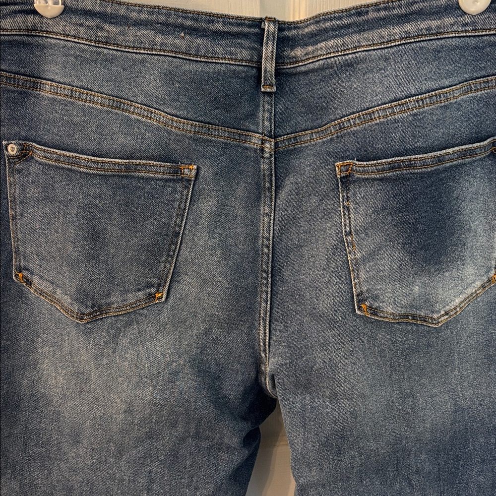 Pilcro The Cigarette Slim Straight Jeans in Distressed Light Wash, 34/18 - Picture 12 of 14